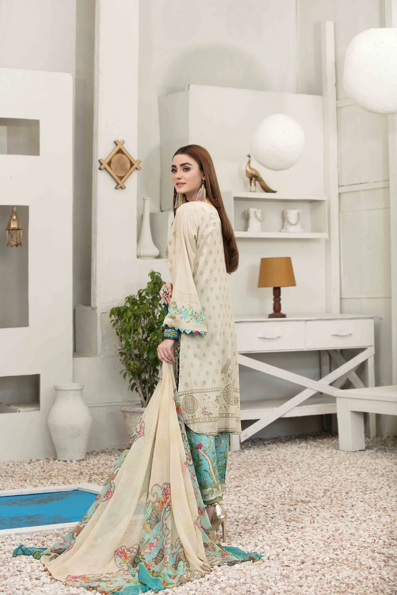 Esfir Lawn Collection by Tawakkal Fabrics – D – 1597