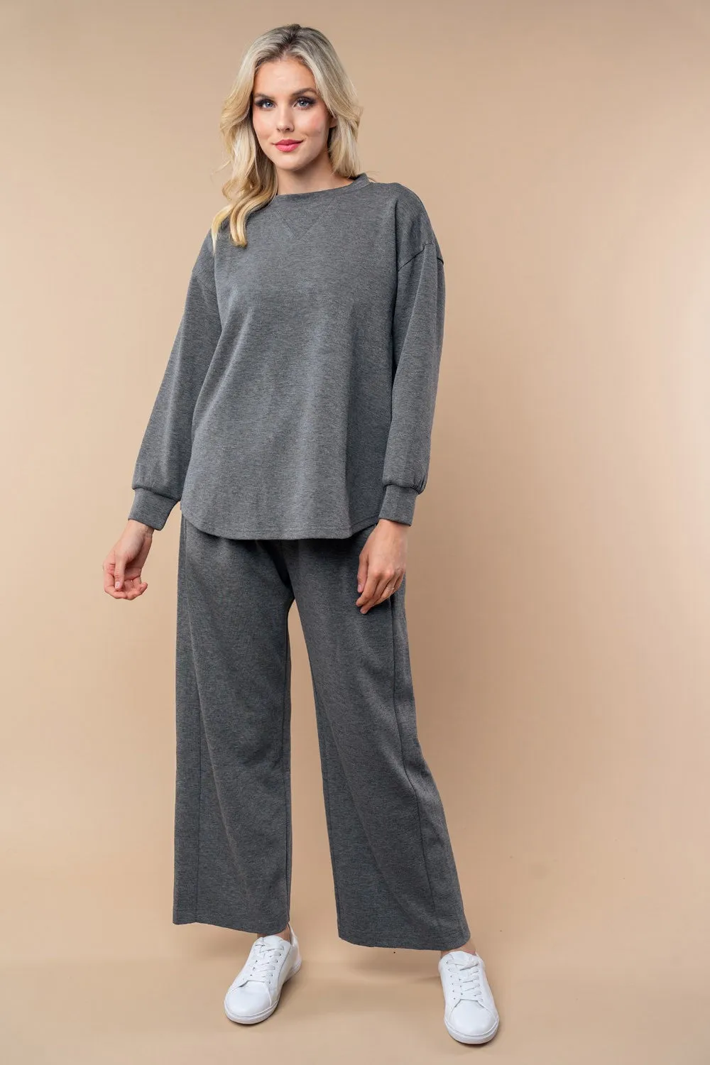 Lightweight Solid Knit Pullover