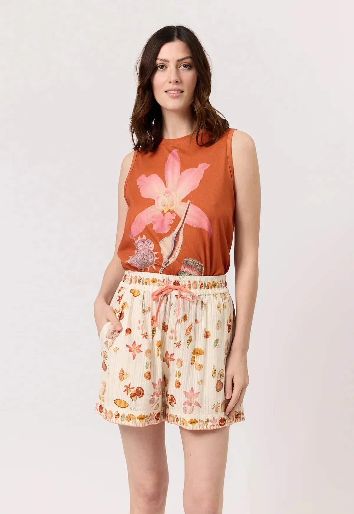 Nancybird Iris Shorts in Cream Shell