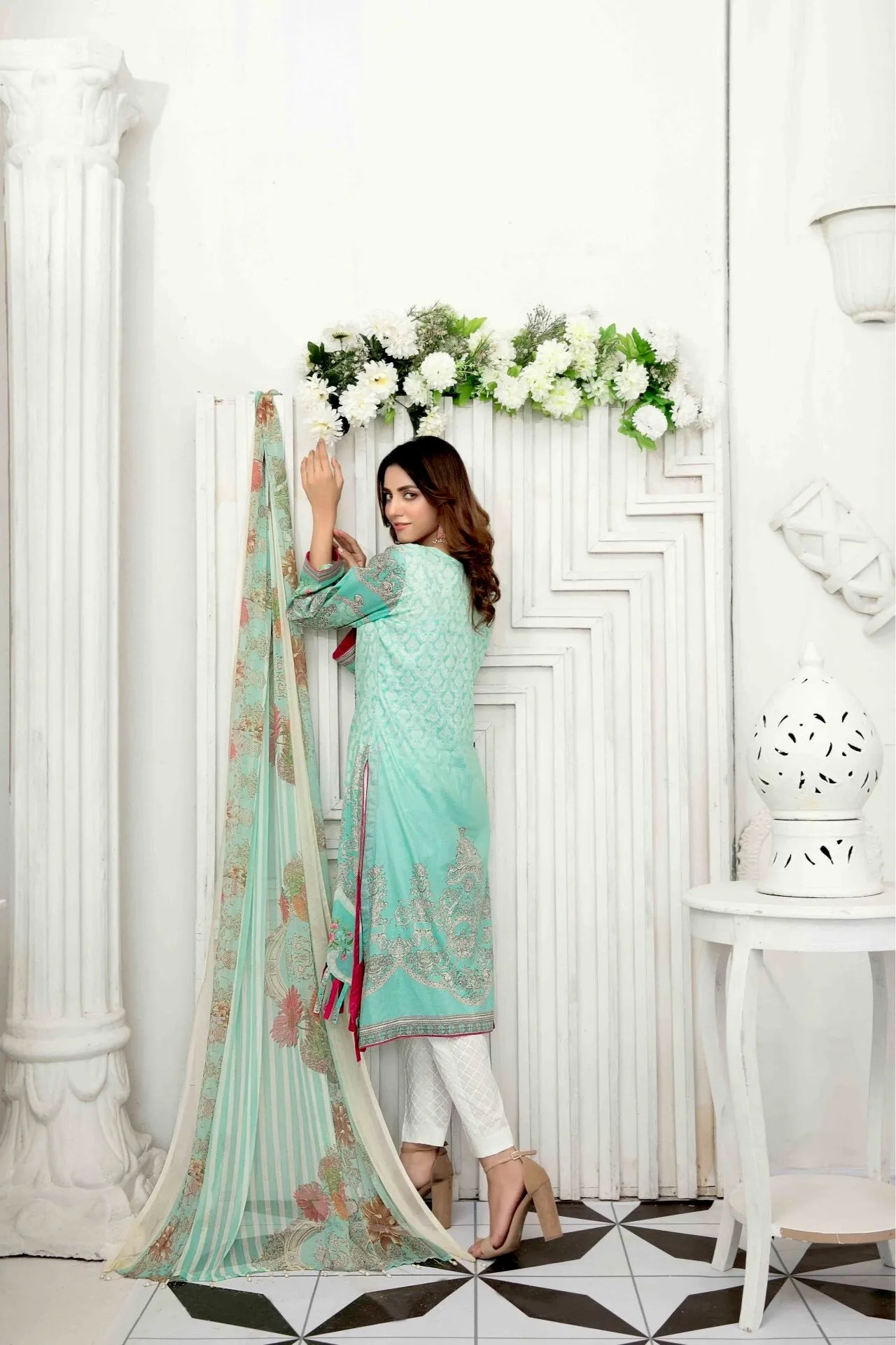 Raqami Lawn Collection by Tawakkal Fabrics – D-1620