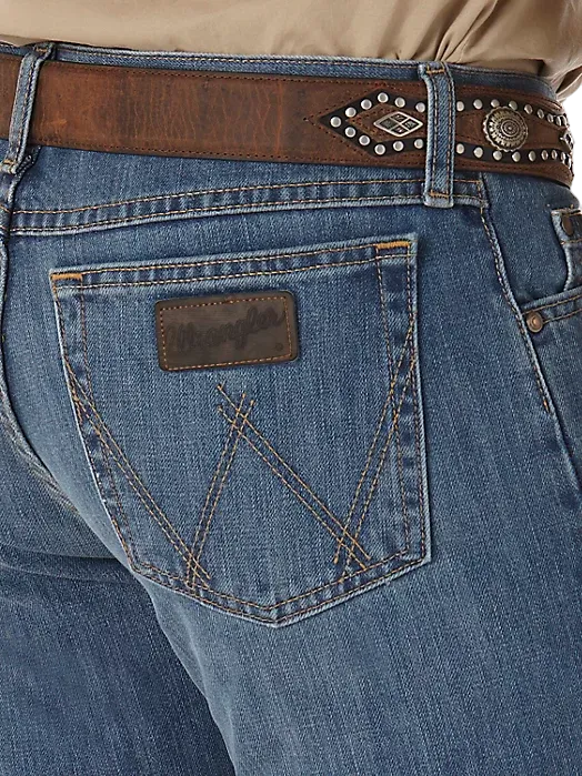 Wrangler Men's Slim Fit Competition Dark Blue Jean